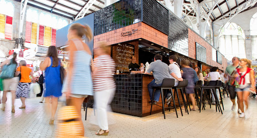 Central Bar by Ricard Camarena