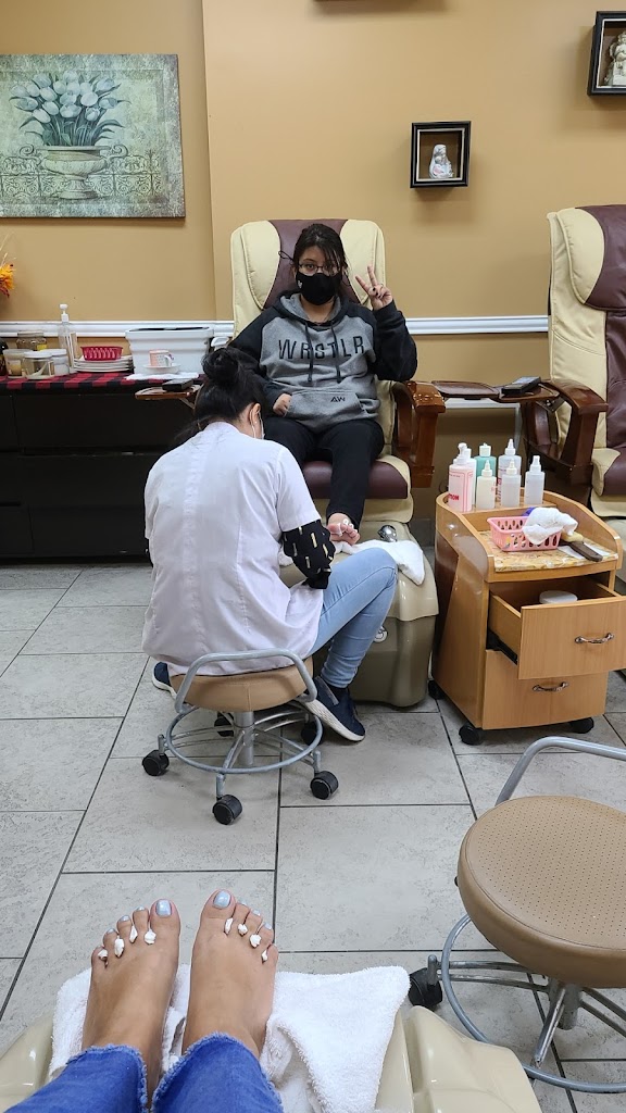 V.STARS NAILS Lake Dallas, TX 75065 Services and Reviews