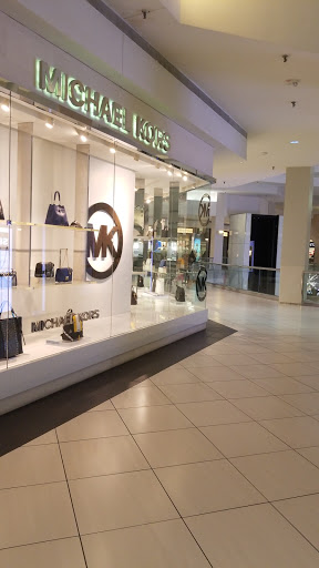 Fashion Accessories Store «Michael Kors», reviews and photos, 5 Woodfield Mall e, Schaumburg, IL 60173, USA