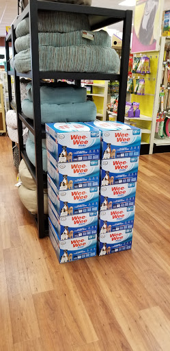 Pet Supply Store «Pet Supermarket», reviews and photos, 534 S Hunt Club Blvd, Apopka, FL 32703, USA