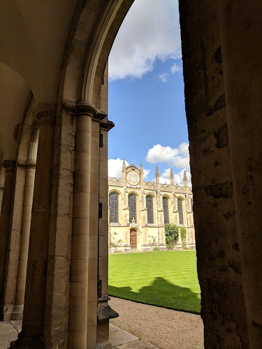 Comments and reviews of All Souls College