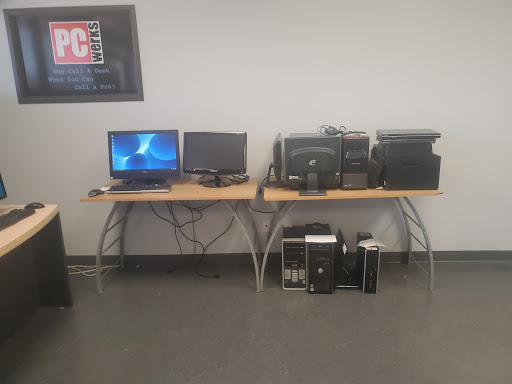 Computer Repair Service «PC Werks», reviews and photos, 3513 W Miller Rd, Garland, TX 75041, USA