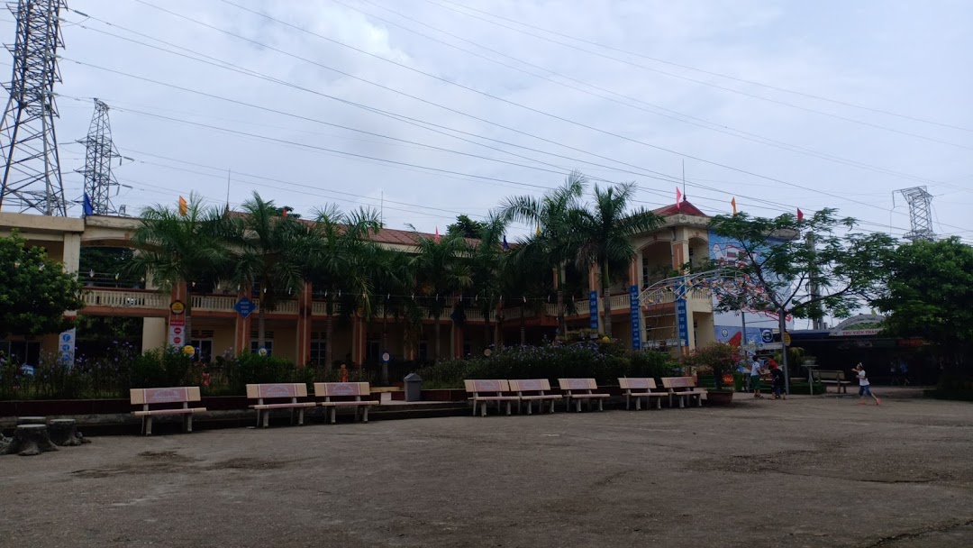 Trường Tiểu học Vân Phú