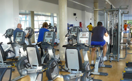 Municipal Gymnasium Mairena del Alcor en Mairena del Alcor, Sevilla