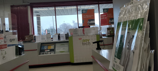 Office Supply Store «Staples», reviews and photos, 1370 W Ridge Rd, Rochester, NY 14615, USA