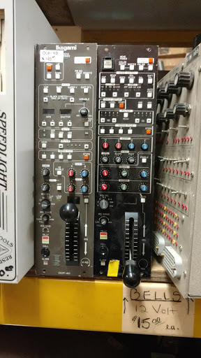 Electronics Store «Apache Reclamation & Electronics», reviews and photos, 313 W Apache St, Phoenix, AZ 85003, USA