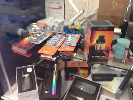 Tobacco Shop «AM SMOKE SHOP», reviews and photos, 1401 State St, Orem, UT 84057, USA