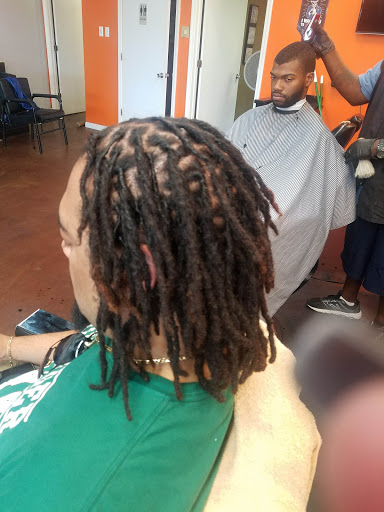 Barber Shop «Marlos Barbershop», reviews and photos, 5917 E 86th St, Indianapolis, IN 46250, USA