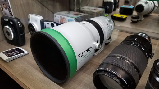 Camera Store «Roberts Camera», reviews and photos, 220 E St Clair St, Indianapolis, IN 46204, USA