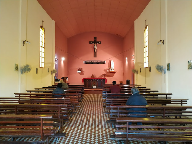 Opiniones de Capilla Nuestra Señora de Lourdes en Artigas - Iglesia