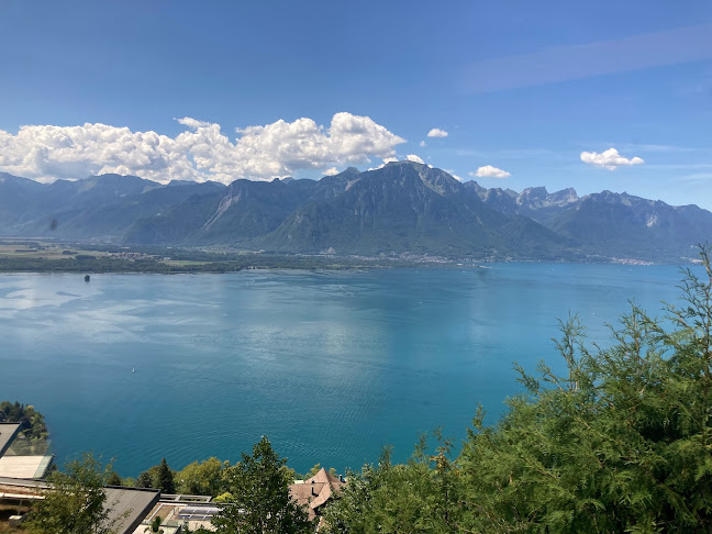 Rezensionen über Chillon Castle Beach in Montreux - Sportgeschäft