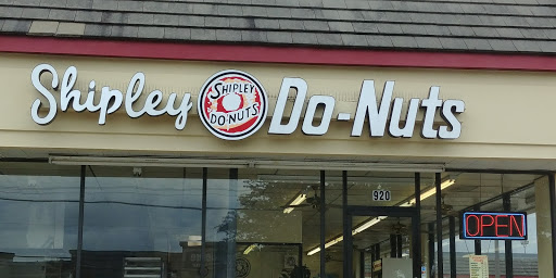 Shipley Do-Nuts, 920 Parker Rd # 220, Plano, TX 75075, USA, 