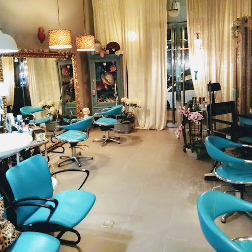 Helena Moor Atelier Peluquería en Zaragoza, Zaragoza