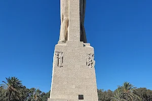 Monumento a Colón image