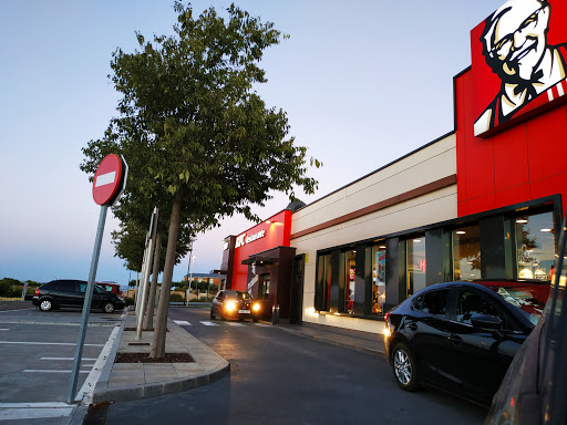 Información y opiniones sobre KFC Zaragoza de Zaragoza