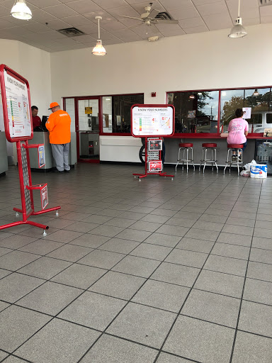 Tire Shop «Discount Tire Store - Tomball, TX», reviews and photos, 14239 Farm to Market 2920, Tomball, TX 77377, USA