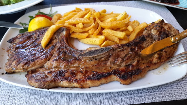 Το Πέτρινο Πόζαρ - Εστιατόριο