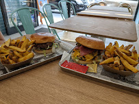 Plats et boissons du Restaurant de hamburgers Big Flame à Paris - n°17