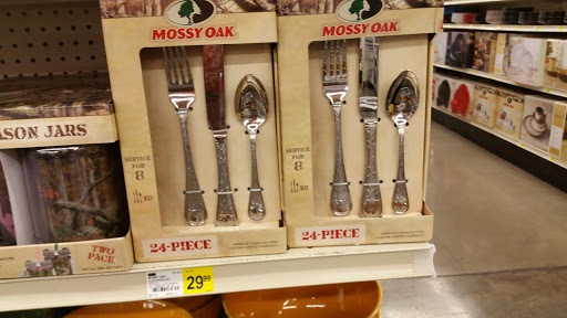 Department Store «Bi-Mart», reviews and photos, 3225 Pacific Ave, Forest Grove, OR 97116, USA