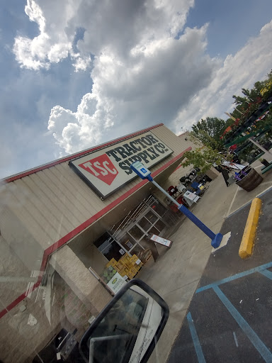 Home Improvement Store «Tractor Supply Co.», reviews and photos, 3400 Moody Pkwy, Moody, AL 35004, USA