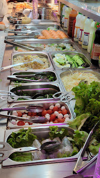 Bar à salade du Restaurant chinois Royal Dragon à Paris - n°17