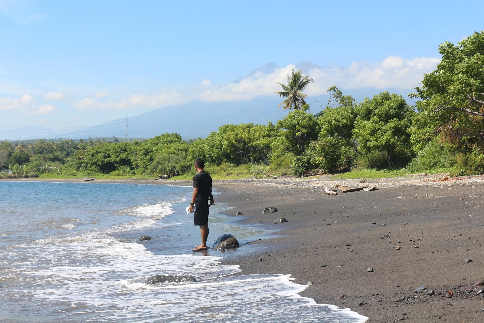 Ketapang Tampes beach'in fotoğrafı imkanlar alanı