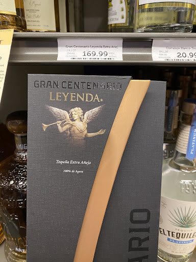 Wine Store «Total Wine & More», reviews and photos, 5048 Airport Pulling Rd S, Naples, FL 34105, USA