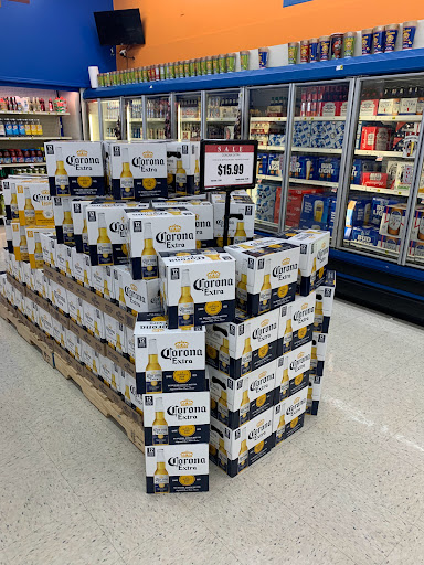 Grocery Store «J & J Foods», reviews and photos, 1075 Jesse Jewell Pkwy, Gainesville, GA 30501, USA