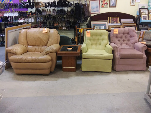 Thrift Store «Second Image Thrift Store», reviews and photos, 9103 US-19, Pinellas Park, FL 33782, USA