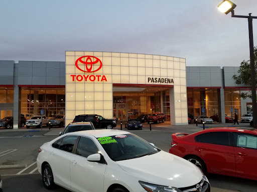 Toyota Dealer «Toyota Pasadena», reviews and photos, 3600 E Foothill Blvd, Pasadena, CA 91107, USA