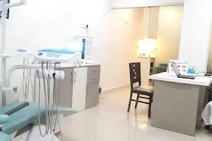 Maha Dental Clinic image