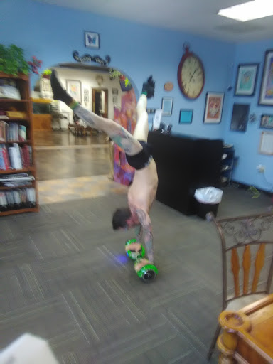 Tattoo Shop «Looking Glass Tattoo & Gallery», reviews and photos, 2110 SW Brandywine Ln #140, Topeka, KS 66604, USA