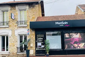 MonSoin Paris Lounge image