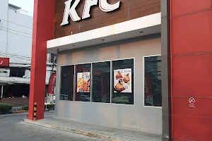 KFC Wanghin image