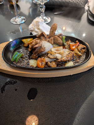 Le Chamarel resto mauricienne à Les Lilas