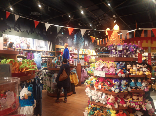 Toy Store «Disney Store», reviews and photos, 313 Smith Haven Mall, Lake Grove, NY 11755, USA