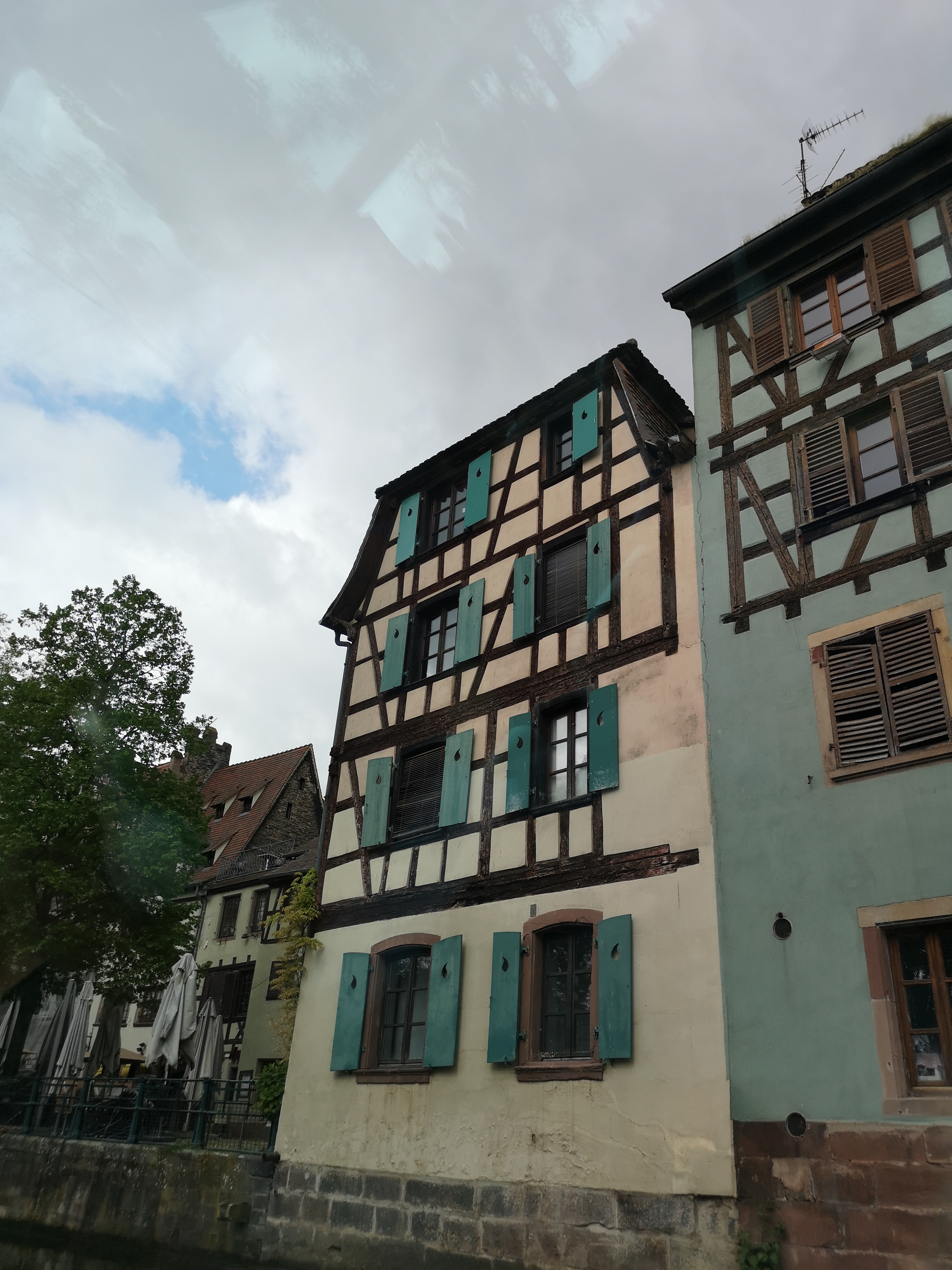 Photo n° 3 de l'avis de Samah. fait le 29/04/2019 à 14:10