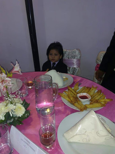 Hamburguesas y comidas al paso