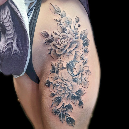 Explore tattoo collarbone ideas, creative tattoo ideas in Boise, available at Kiera Stone Tattoo Artist