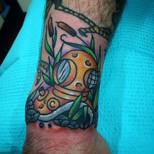 Tattoo Shop «The Rusty Needle Tattoo», reviews and photos, 1270 Harkrider St, Conway, AR 72032, USA