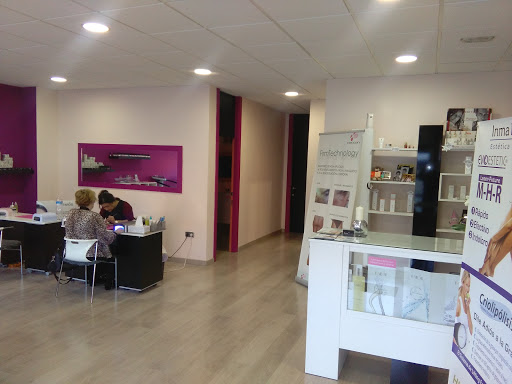 Clínica Veterinaria Poveda en Roquetas de Mar