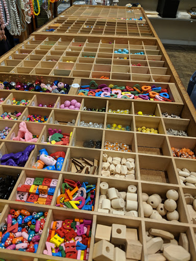 Book Store «Spectator Books», reviews and photos, 4163 Piedmont Ave, Oakland, CA 94611, USA