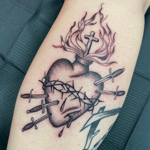 Explore tattoos ideas easy, creative tattoo ideas in Buffalo, available at True Gloom Tattoo Studio