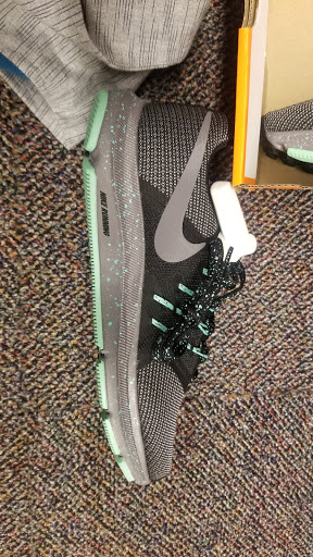 Department Store «Nordstrom Rack Laguna Hills Mall», reviews and photos, 23541 Calle De La Louisa, Laguna Hills, CA 92653, USA