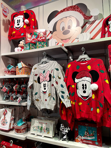 Toy Store «Disney Store», reviews and photos, 564 Great Northern Shop Center, North Olmsted, OH 44070, USA