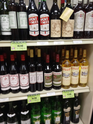State Liquor Store «NH Liquor & Wine Outlet», reviews and photos, 234 White Mountain Hwy, Conway, NH 03818, USA