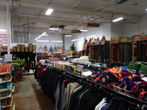 Discount Store «Discounts Plus», reviews and photos, 1995 SE Tualatin Valley Hwy, Hillsboro, OR 97123, USA