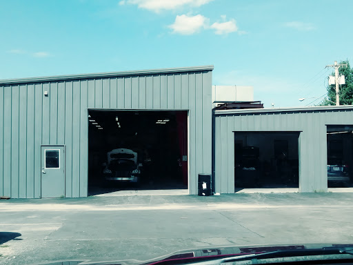 Auto Body Shop «CARSTAR of Amelia», reviews and photos, 100 E Main St, Amelia, OH 45102, USA