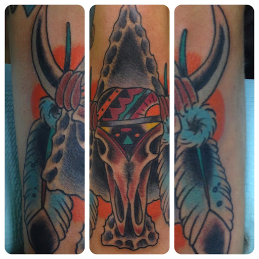 Tattoo Shop «Gypsy Rose Tattoo», reviews and photos, 1505 E Thomas Rd, Phoenix, AZ 85014, USA