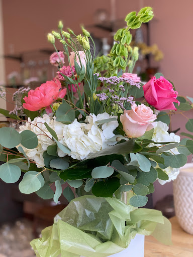 Florist «A Gentle Wind», reviews and photos, 2744 Touhy Ave, Chicago, IL 60645, USA
